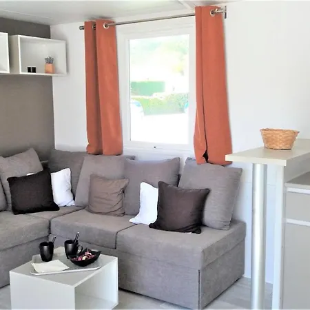 Mobil 10 Personnes Emplacement 074 Κάμπινγκ La Tremblade