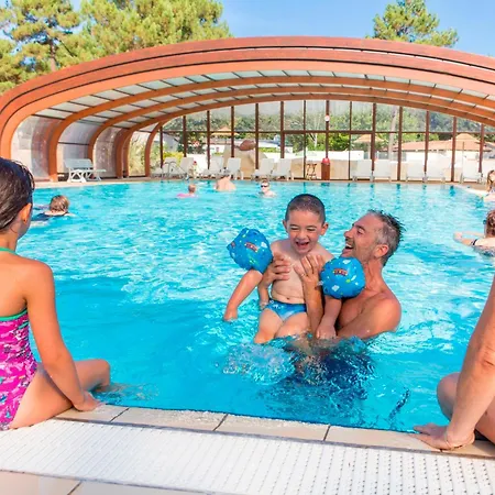 Mobil 10 Personnes Emplacement 074 *