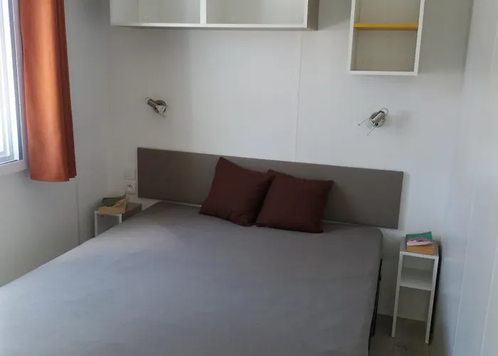 Mobil 10 Personnes Emplacement 074