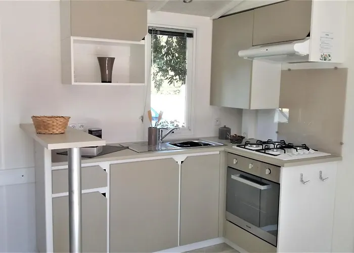 Mobil 10 Personnes Emplacement 074 Camping La Tremblade